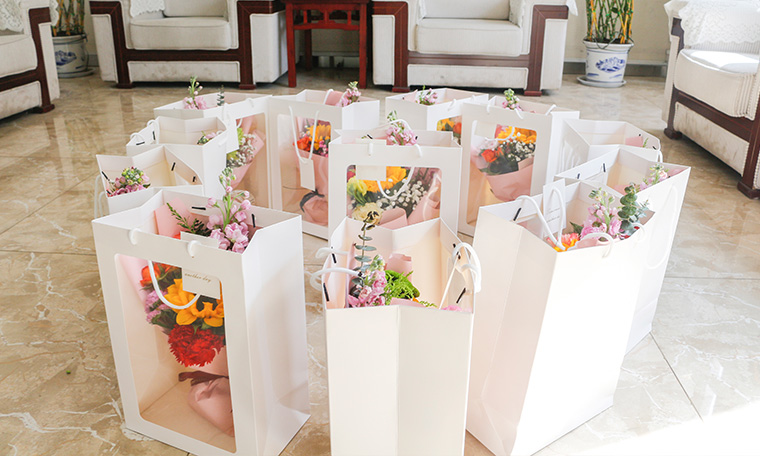 愛在三八節(jié),情暖半邊天 濟南賽成為女員工送上節(jié)日祝福